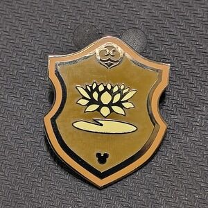 2018 Disney WDW Hidden Mickey Pin Princess & The Frog Tiana Crest Shield Emblem